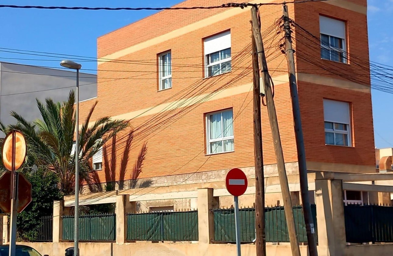 Herverkoop - Town House -
Torrevieja - Nueva Torrevieja
