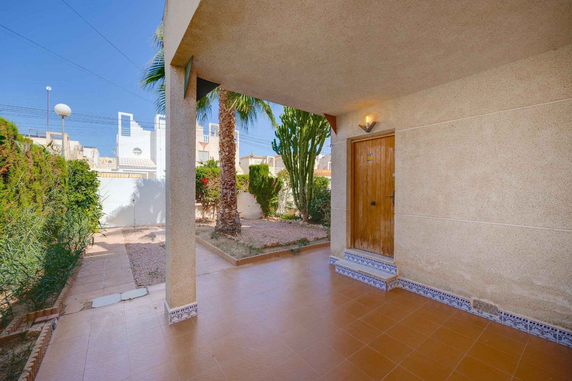 Herverkoop - Town House -
Torrevieja - Paraje Natural