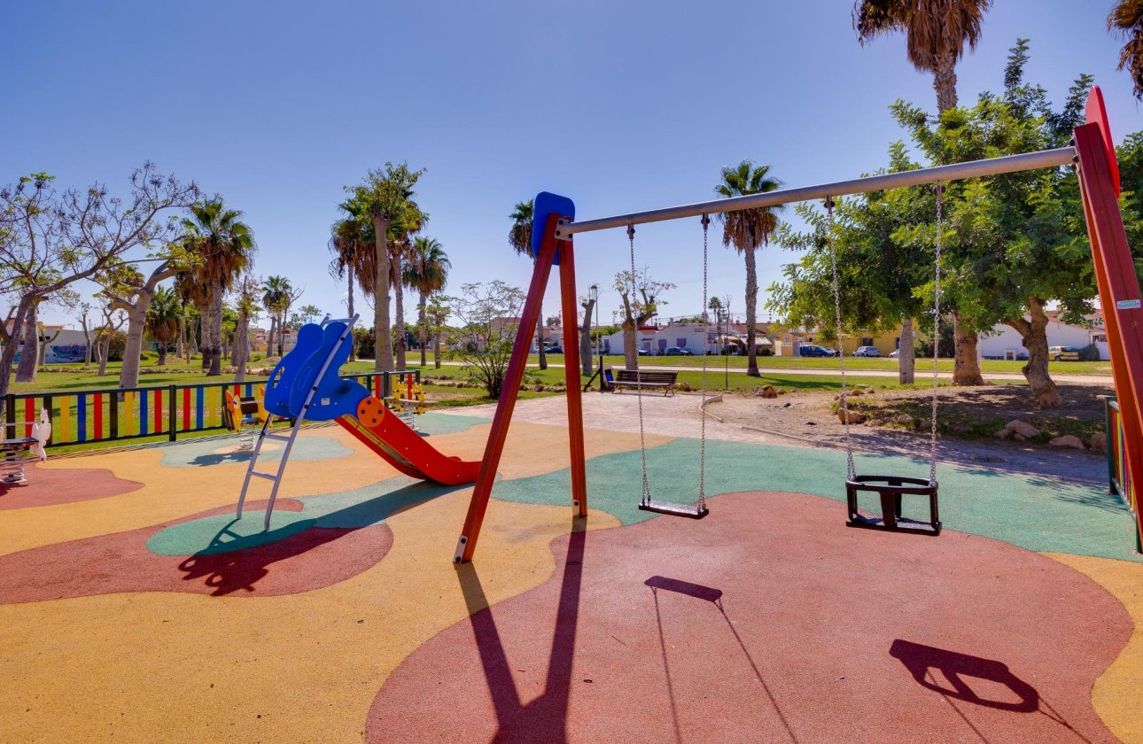 Herverkoop - Town House -
Torrevieja - Paraje Natural