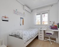 Herverkoop - Town House -
Torrevieja - Parque Las Naciones