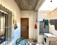 Herverkoop - Town House -
Torrevieja - Playa del Cura