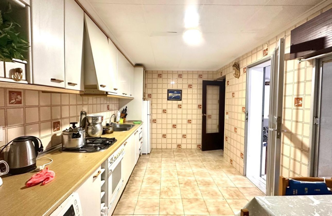 Herverkoop - Town House -
Torrevieja - Playa del Cura