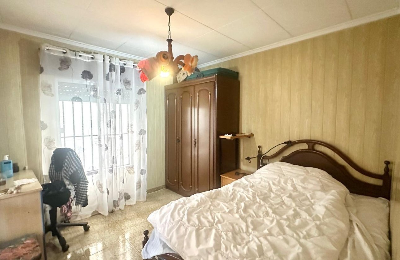 Herverkoop - Town House -
Torrevieja - Playa del Cura