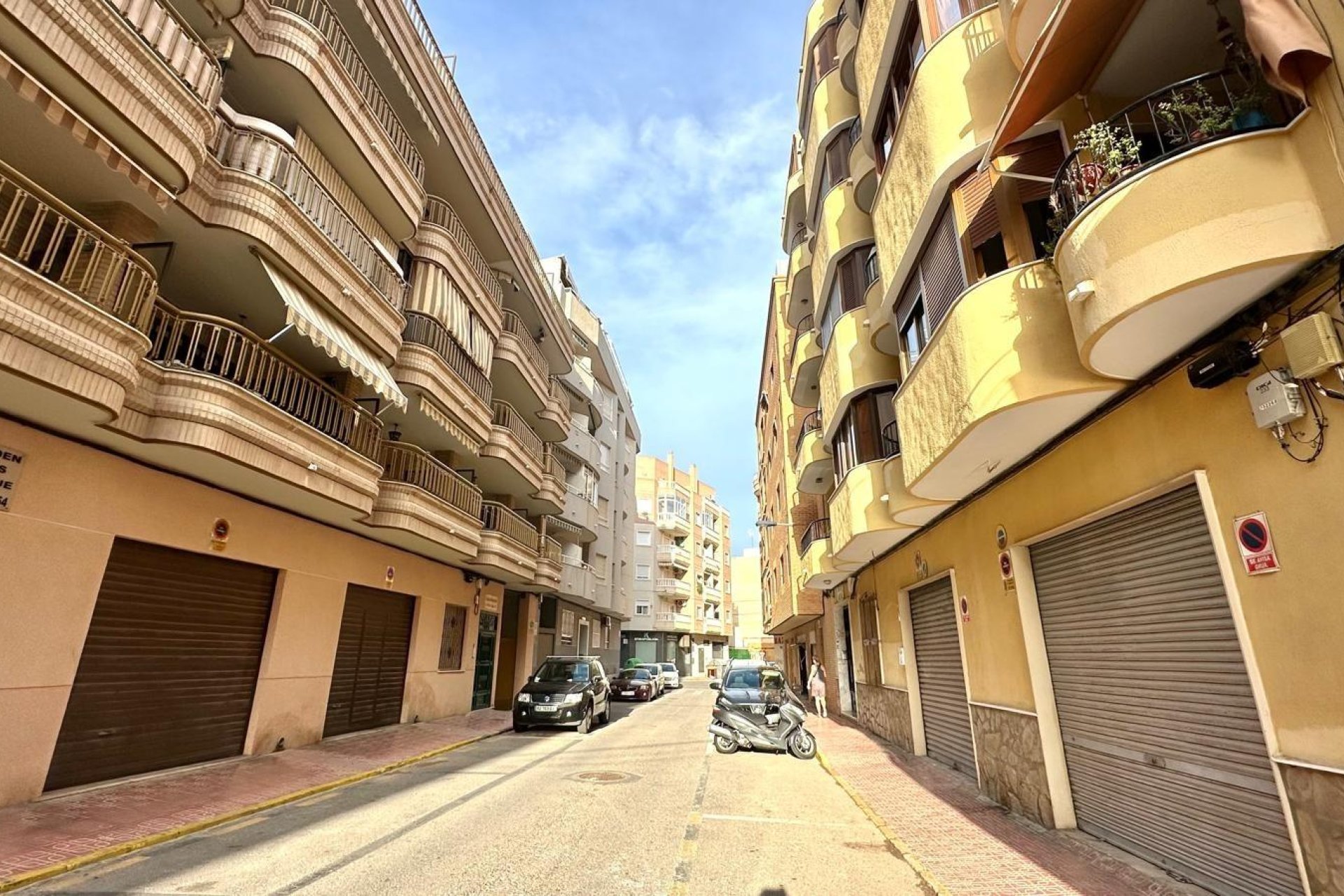 Herverkoop - Town House -
Torrevieja - Playa del Cura