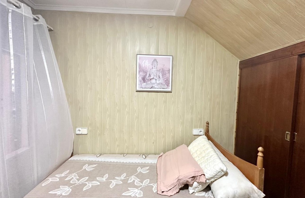 Herverkoop - Town House -
Torrevieja - Playa del Cura