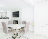 Herverkoop - Town House -
Torrevieja - Punta Prima