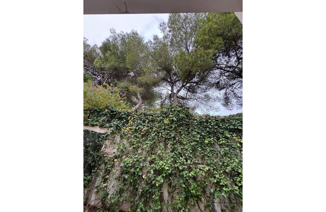 Herverkoop - Town House -
Torrevieja - Punta Prima