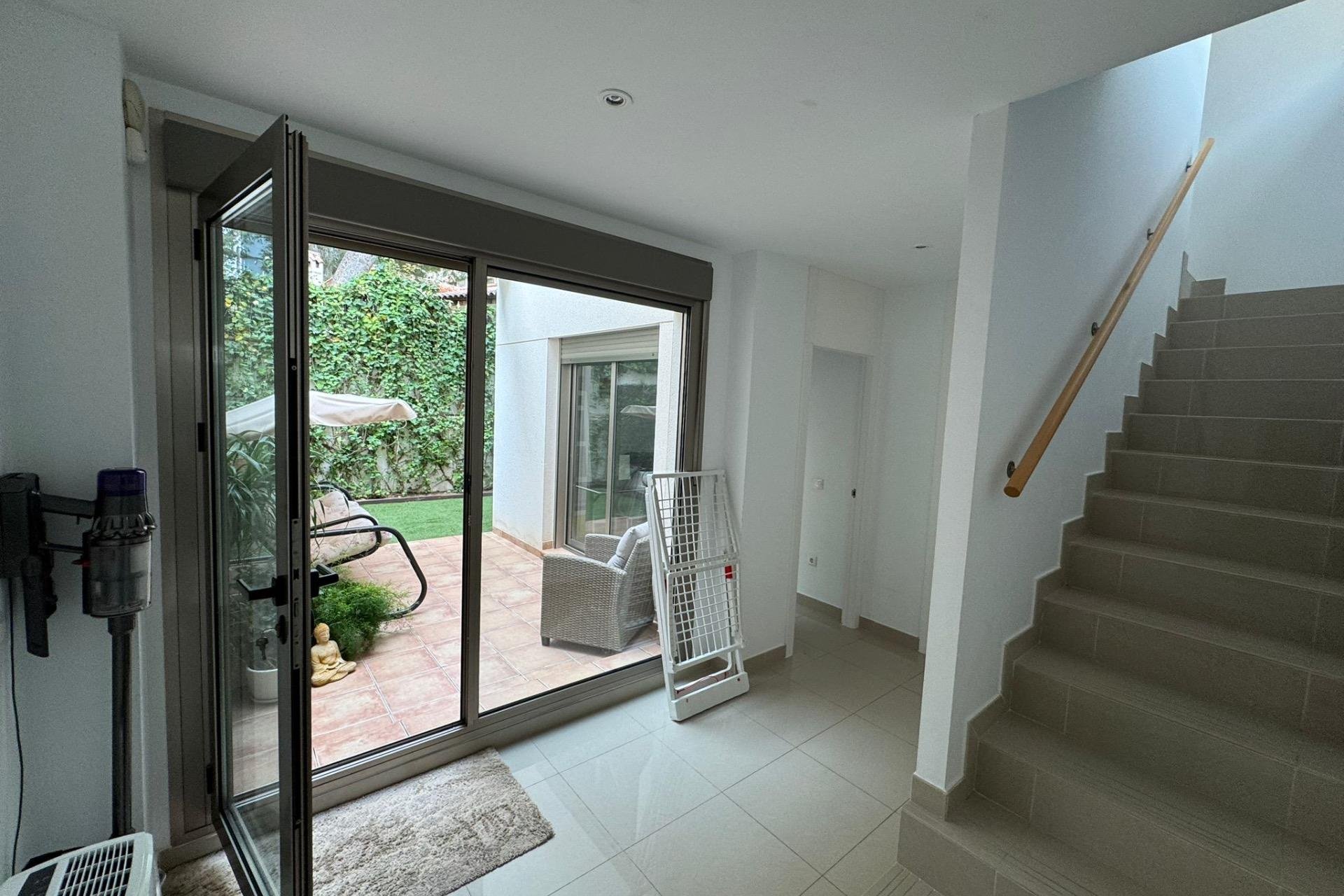 Herverkoop - Town House -
Torrevieja - Punta Prima