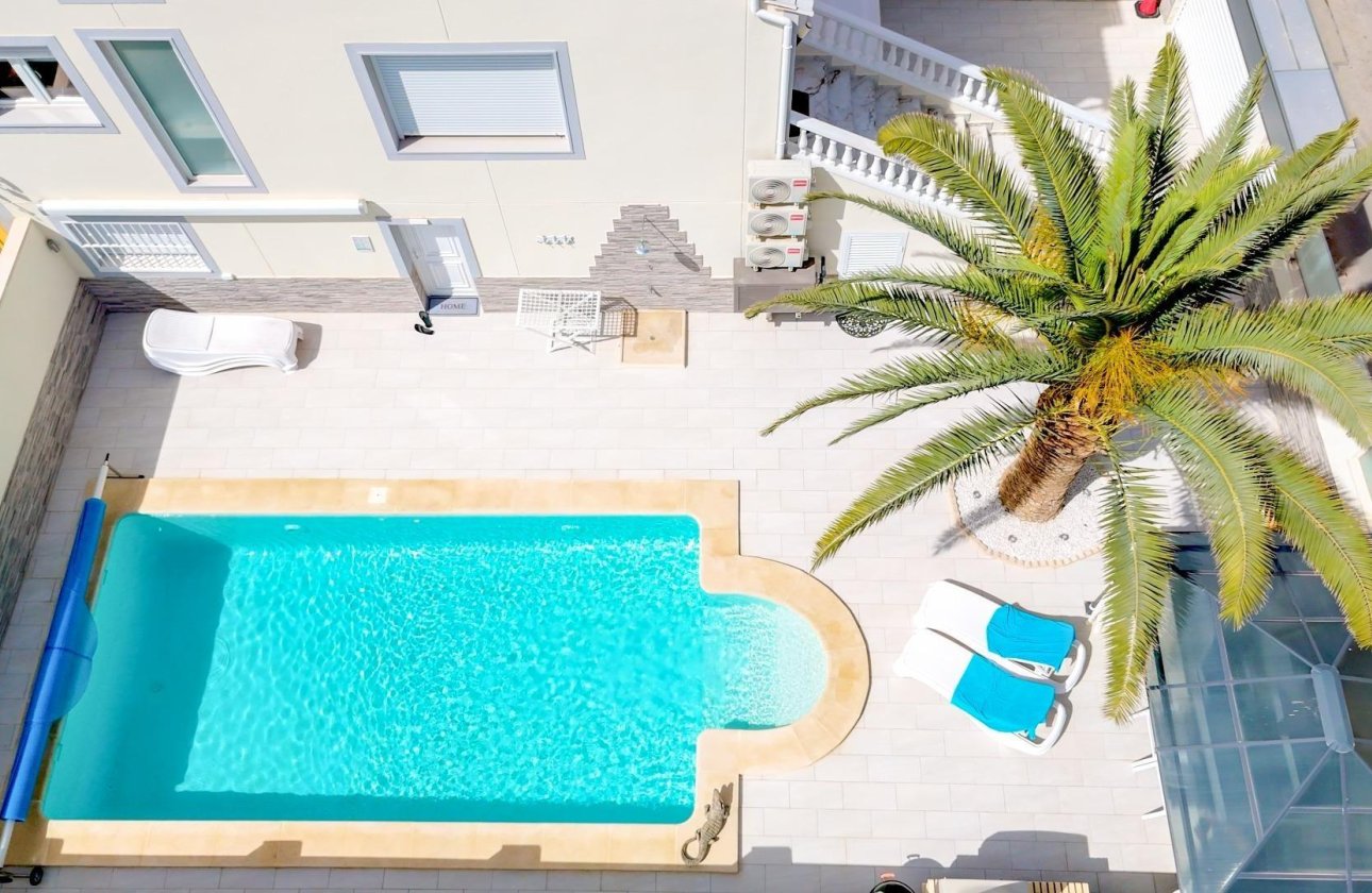 Herverkoop - Town House -
Torrevieja - Punta Prima