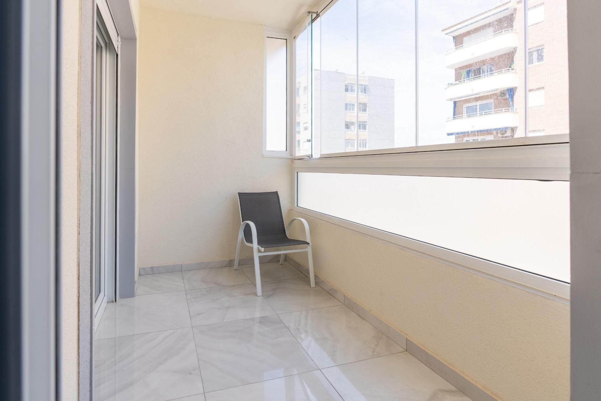 Herverkoop - Town House -
Torrevieja - Punta Prima