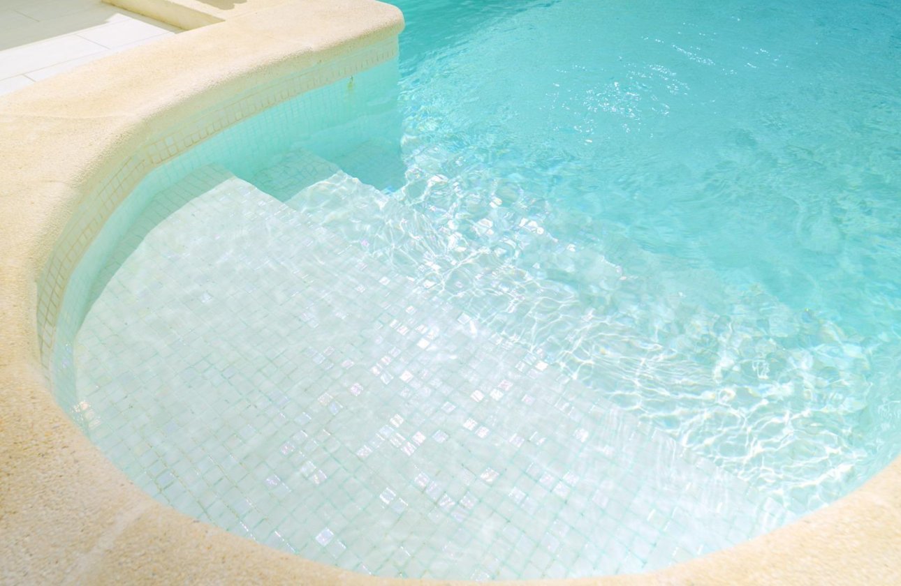 Herverkoop - Town House -
Torrevieja - Punta Prima