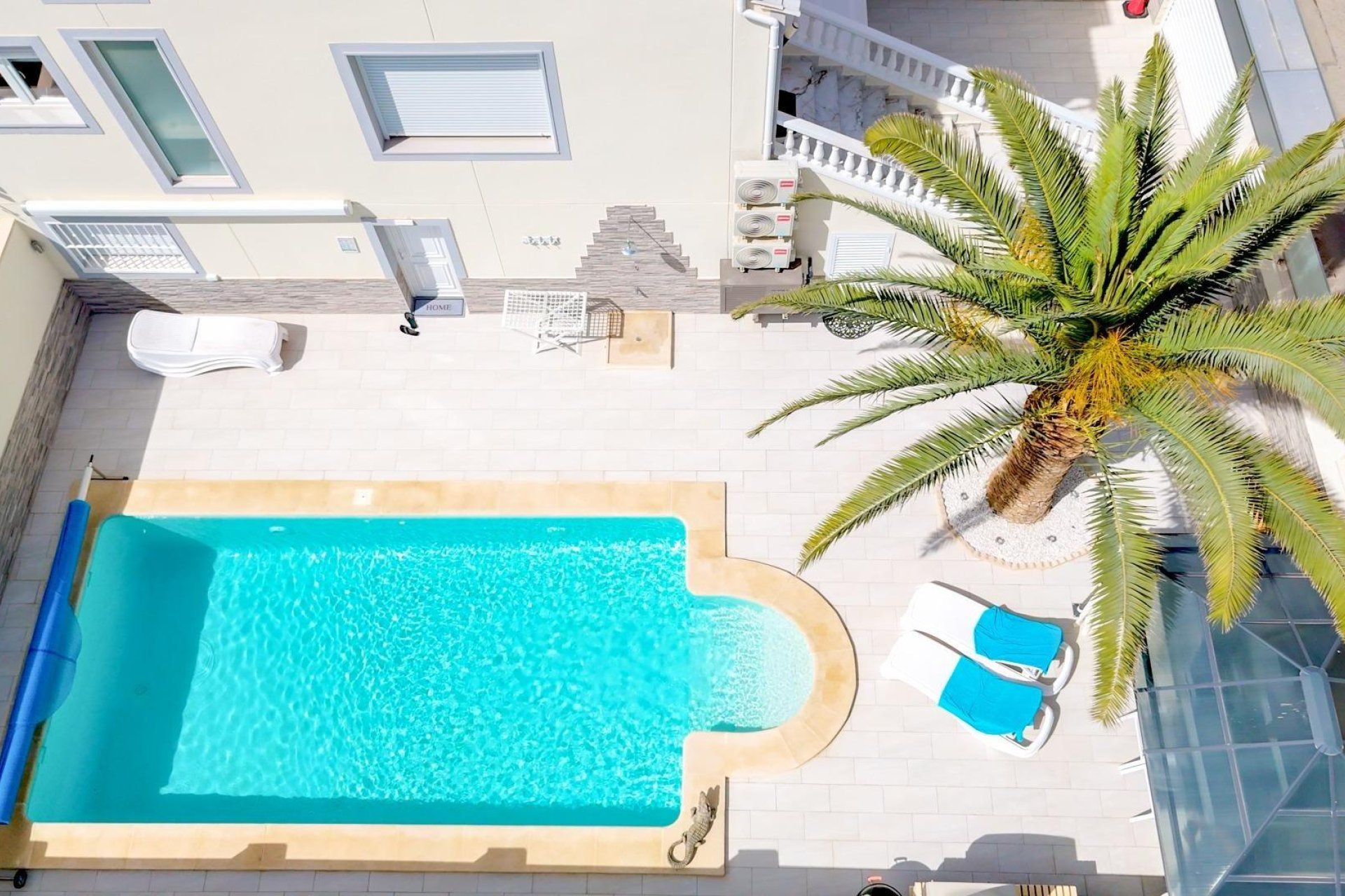 Herverkoop - Town House -
Torrevieja - Punta Prima