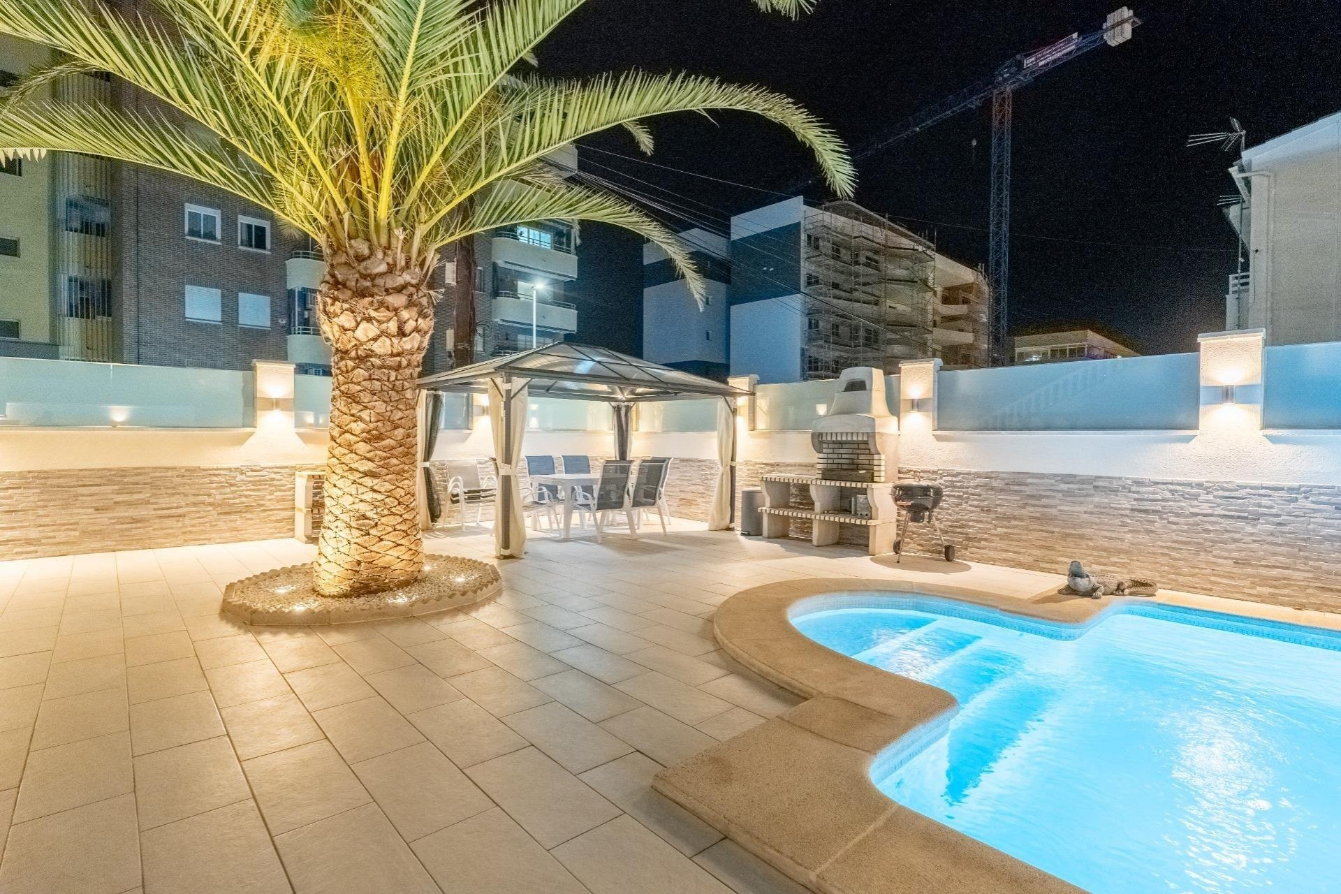 Herverkoop - Town House -
Torrevieja - Punta Prima