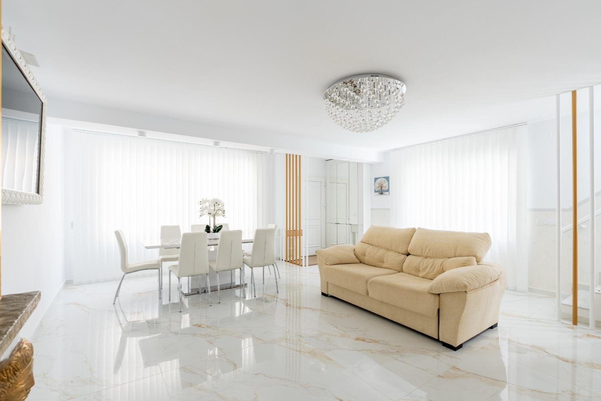 Herverkoop - Town House -
Torrevieja - Punta Prima