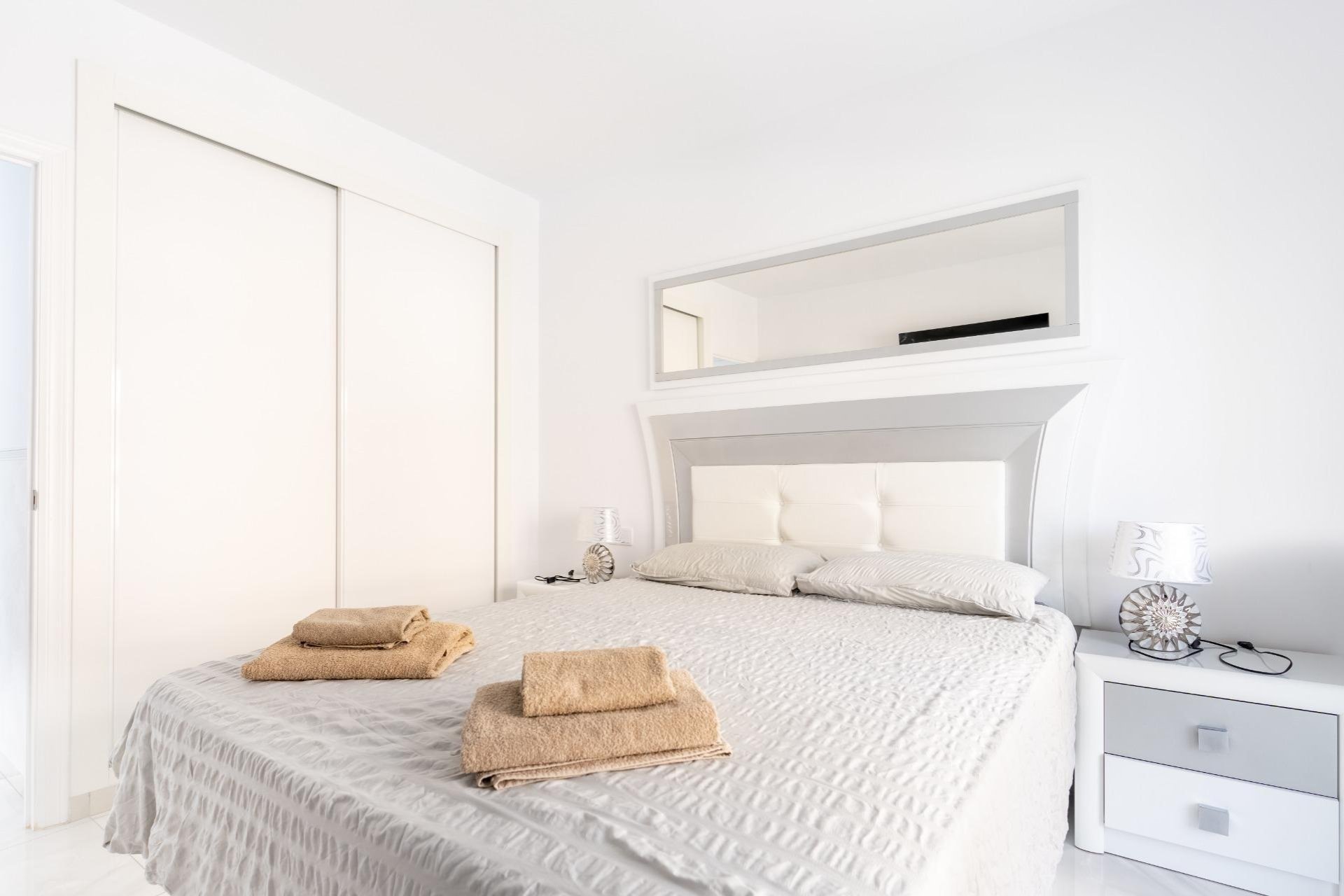 Herverkoop - Town House -
Torrevieja - Punta Prima