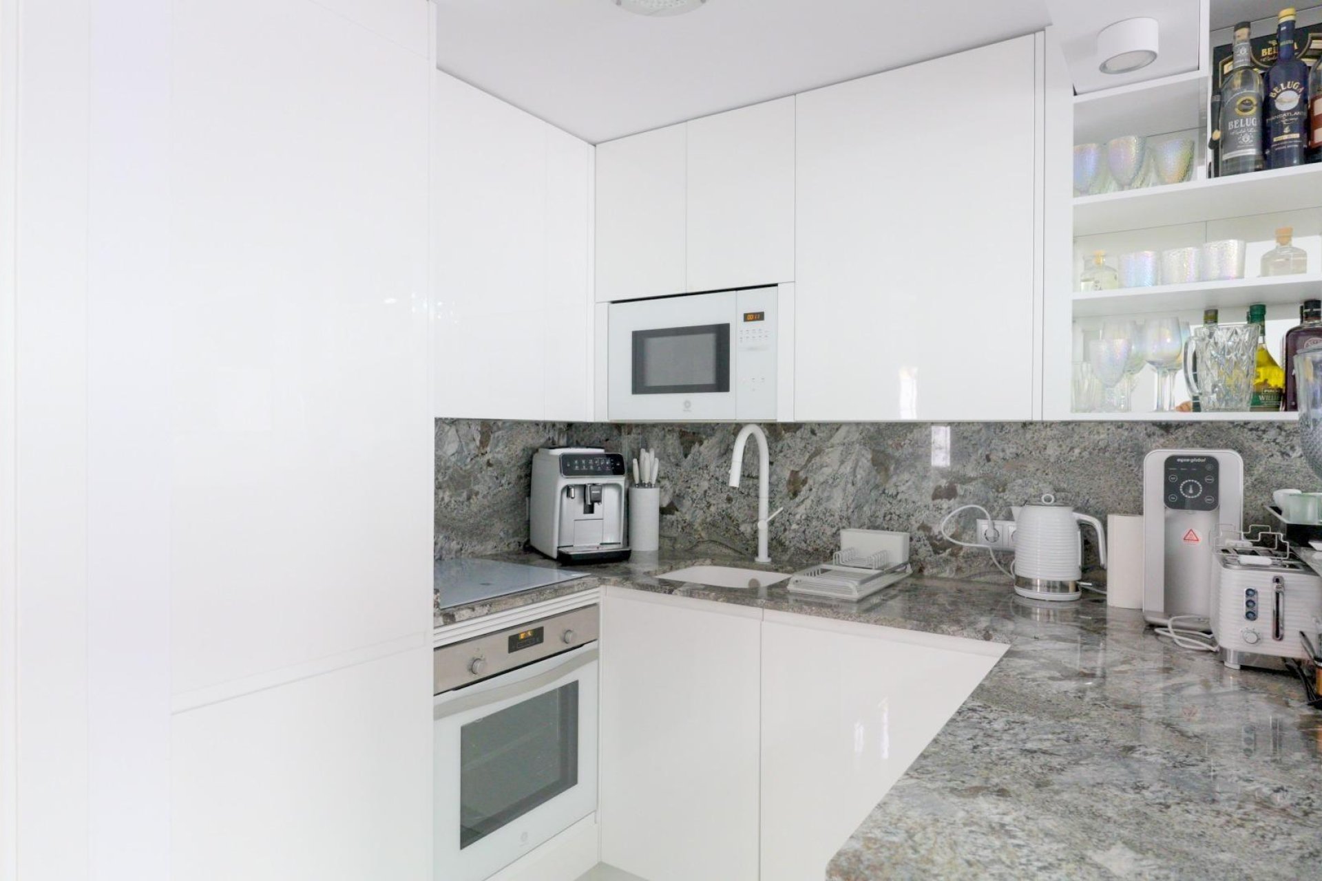 Herverkoop - Town House -
Torrevieja - Punta Prima