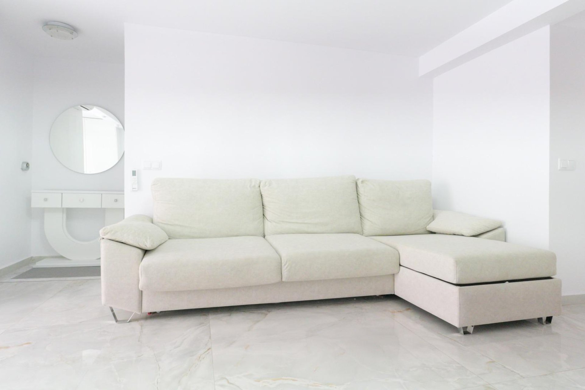 Herverkoop - Town House -
Torrevieja - Punta Prima