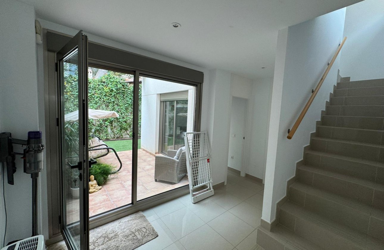 Herverkoop - Town House -
Torrevieja - Punta Prima