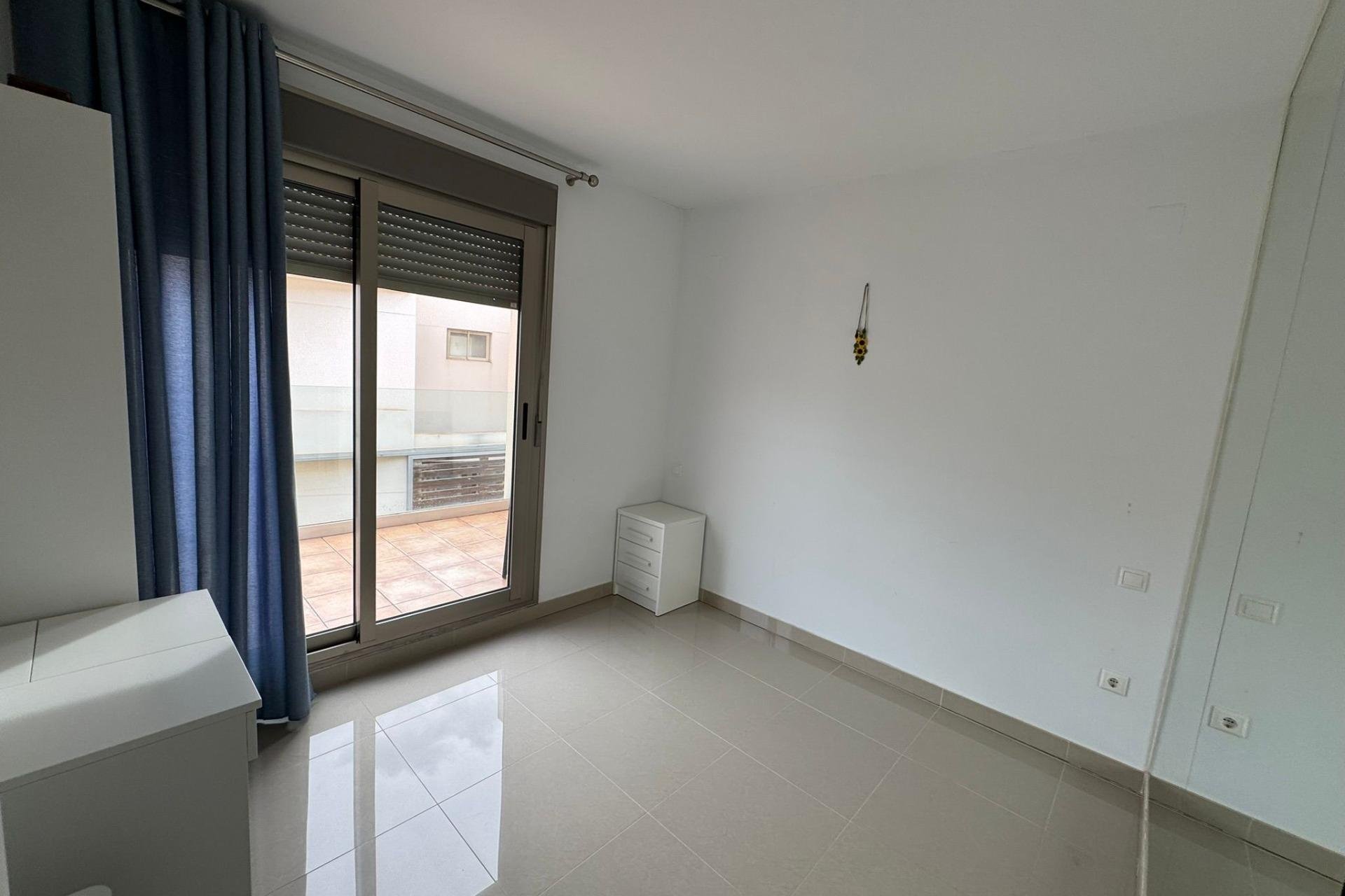 Herverkoop - Town House -
Torrevieja - Punta Prima