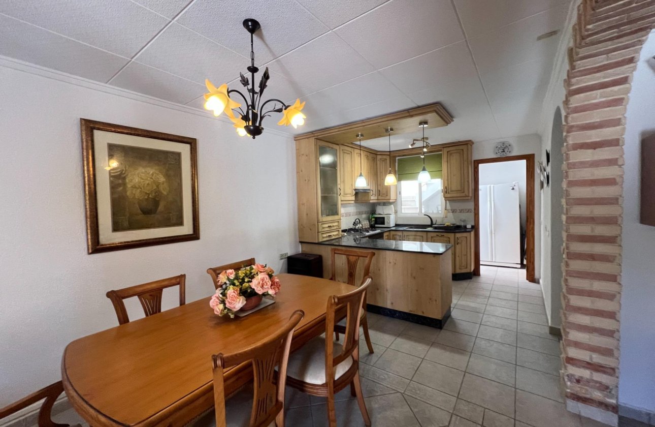 Herverkoop - Town House -
Torrevieja - San Luis