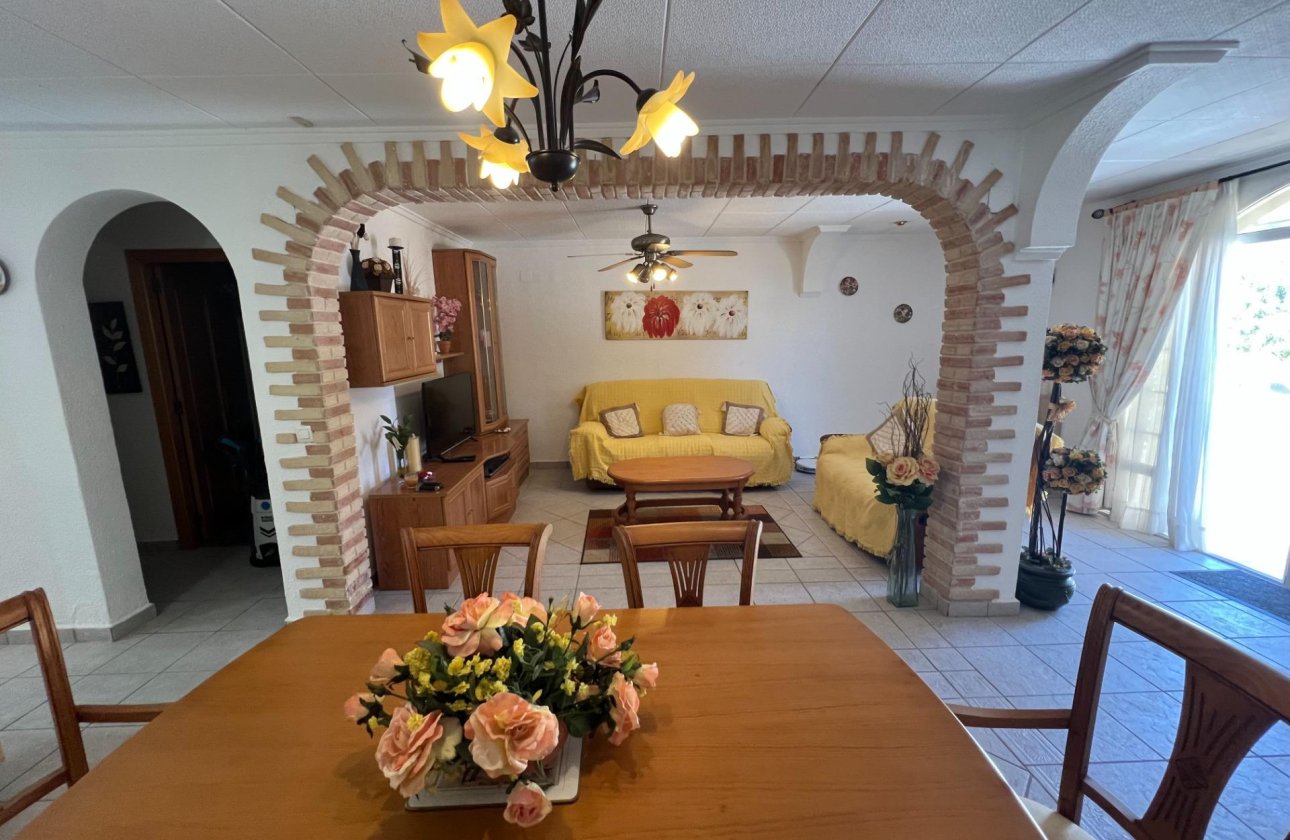 Herverkoop - Town House -
Torrevieja - San Luis