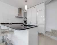 Herverkoop - Town House -
Torrevieja - Sector 25