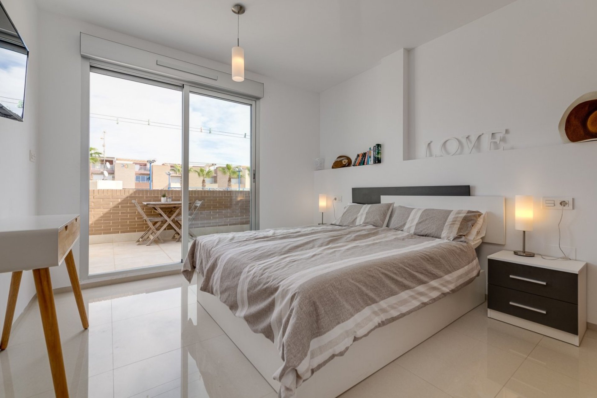 Herverkoop - Town House -
Torrevieja - Sector 25