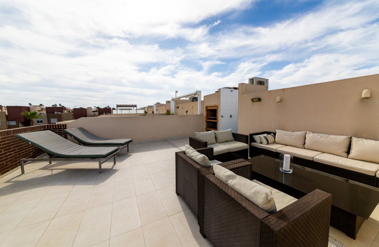 Herverkoop - Town House -
Torrevieja - Sector 25