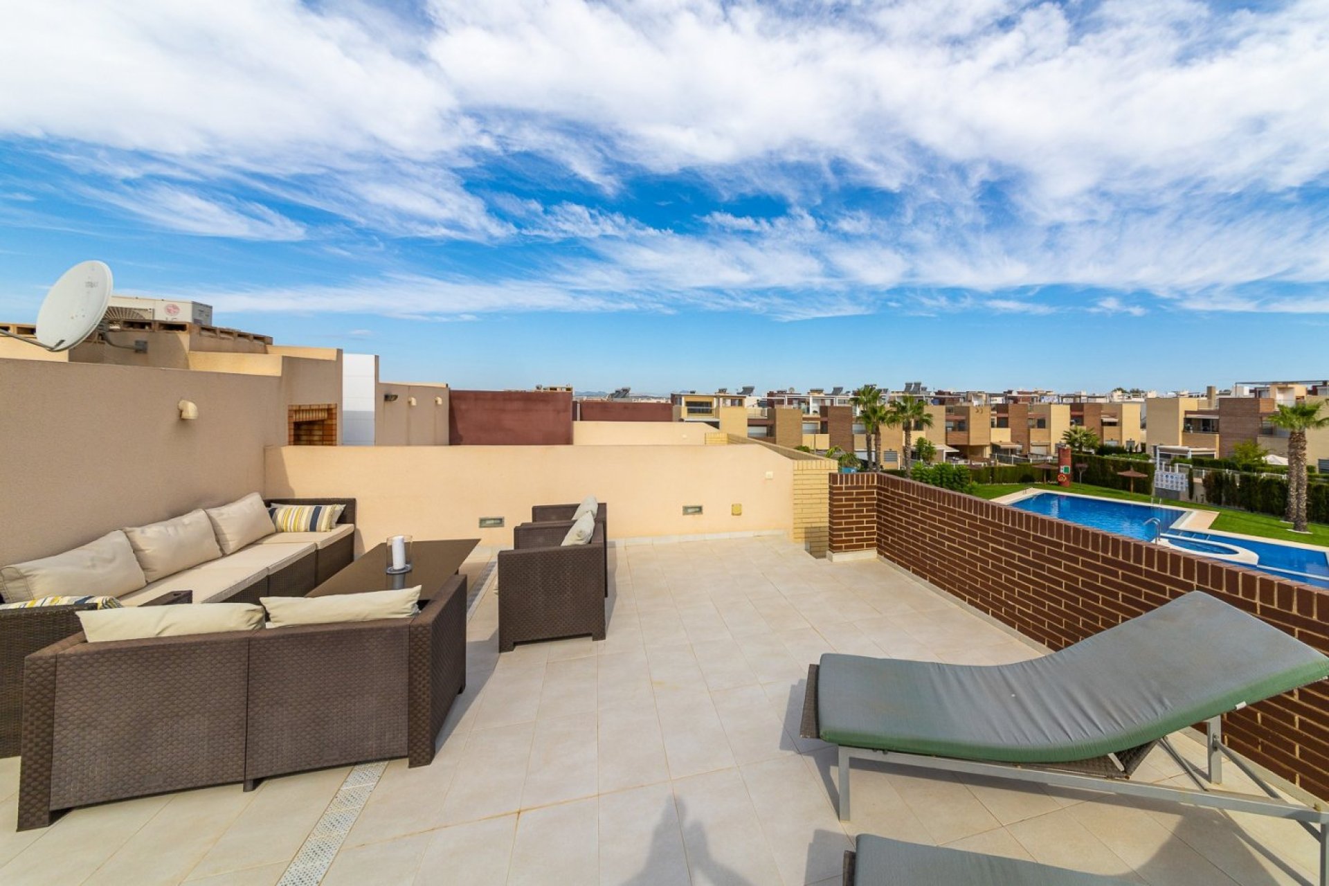 Herverkoop - Town House -
Torrevieja - Sector 25