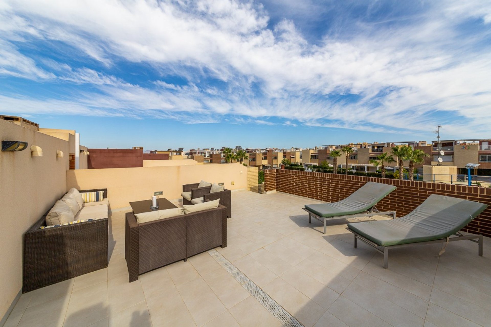 Herverkoop - Town House -
Torrevieja - Sector 25