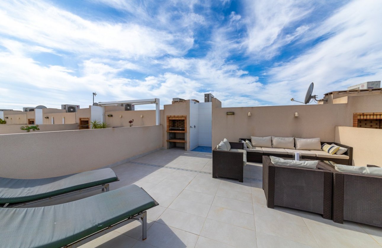 Herverkoop - Town House -
Torrevieja - Sector 25