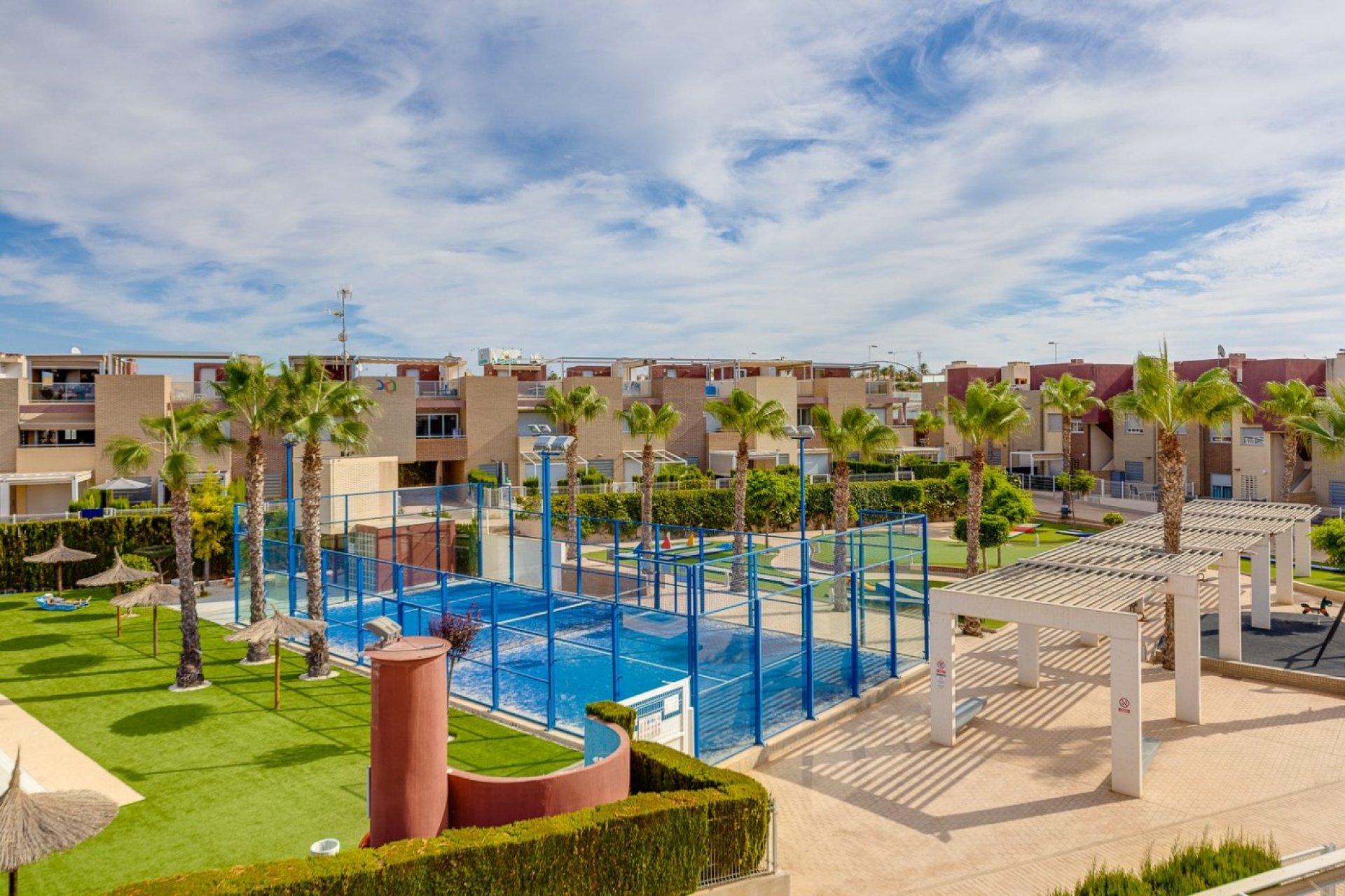 Herverkoop - Town House -
Torrevieja - Sector 25