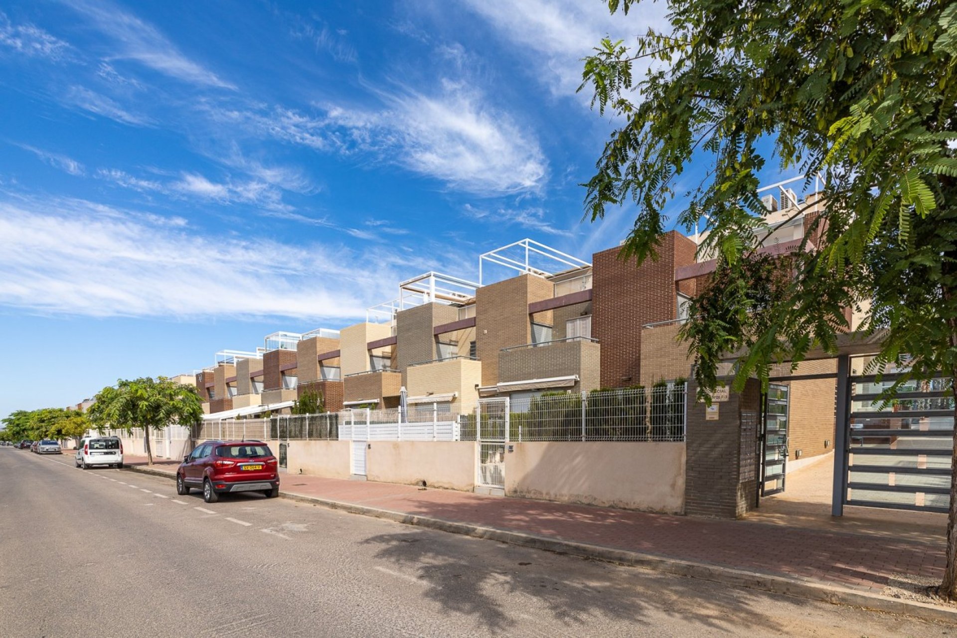 Herverkoop - Town House -
Torrevieja - Sector 25