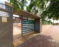 Herverkoop - Town House -
Torrevieja - Sector 25