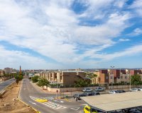 Herverkoop - Town House -
Torrevieja - Sector 25