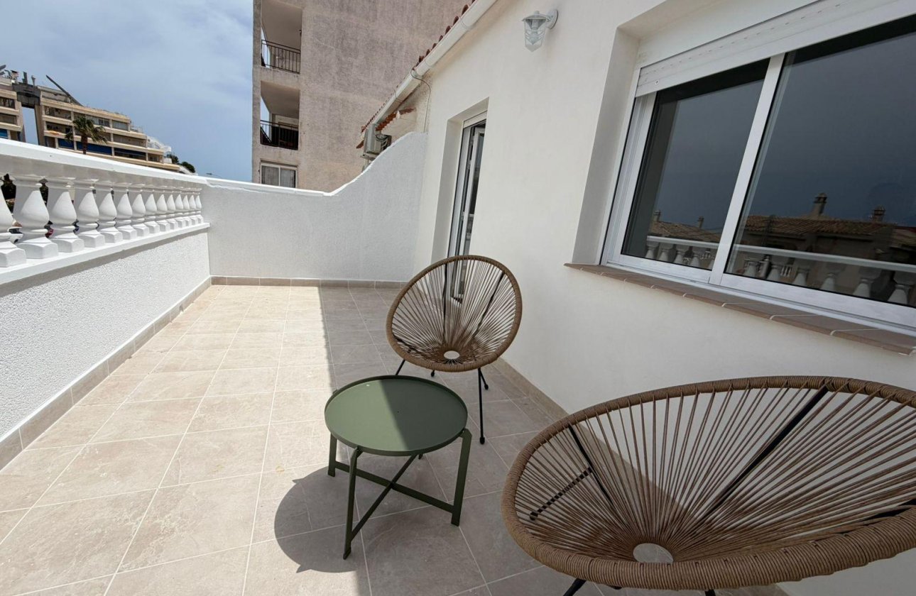 Herverkoop - Town House -
Torrevieja - Sector 25