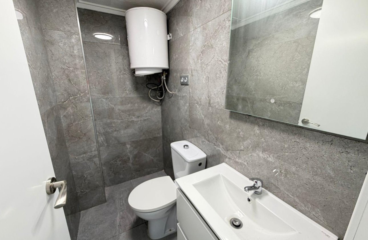 Herverkoop - Town House -
Torrevieja - Sector 25