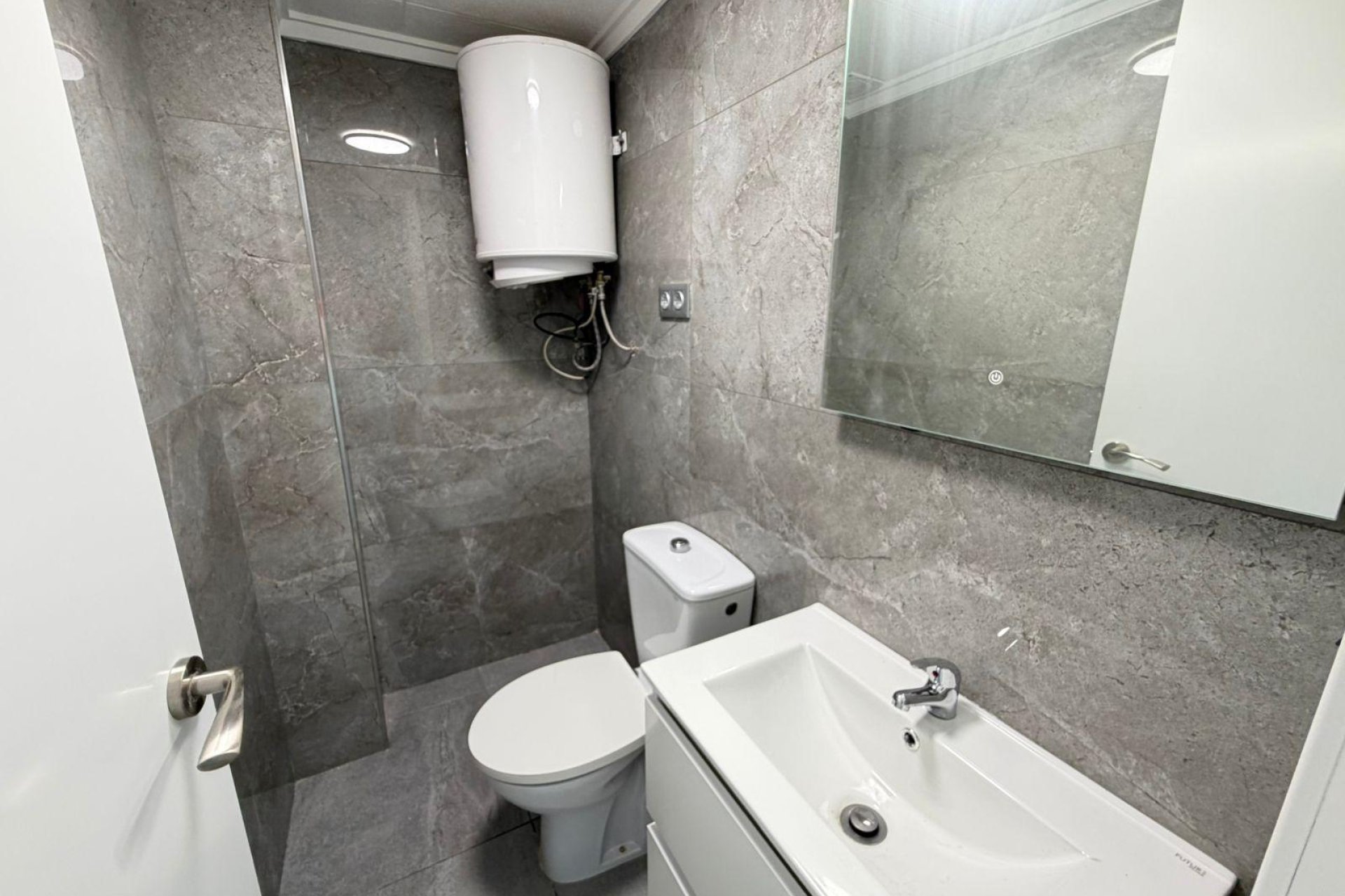 Herverkoop - Town House -
Torrevieja - Sector 25