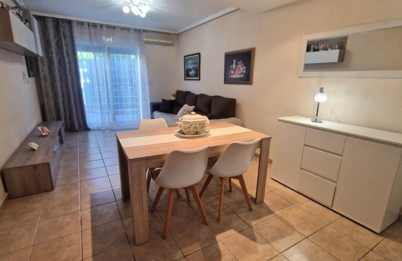 Herverkoop - Town House -
Torrevieja - Torreblanca