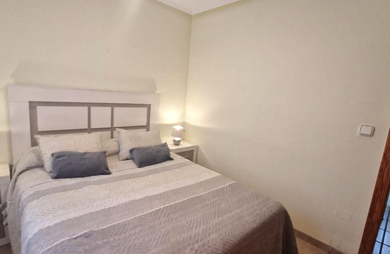 Herverkoop - Town House -
Torrevieja - Torreblanca