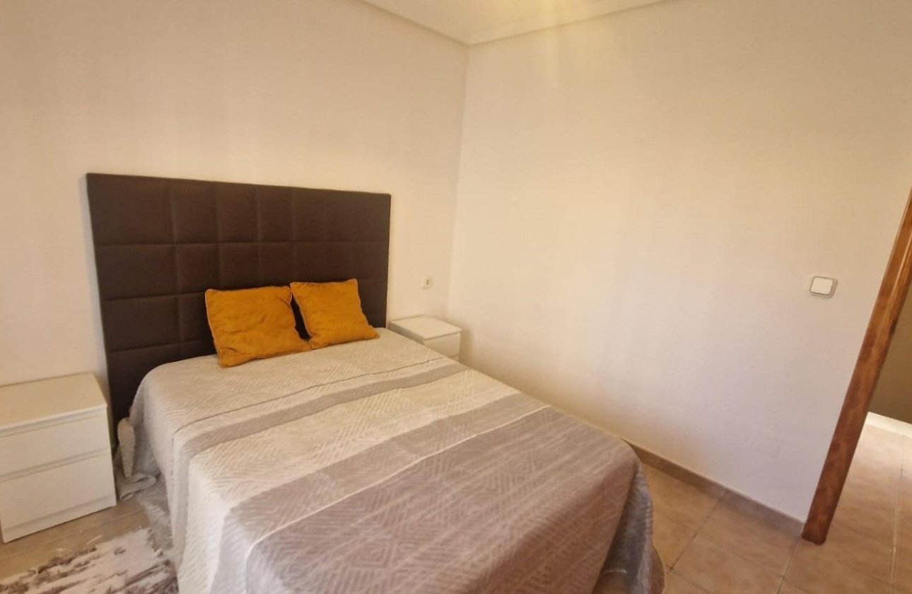 Herverkoop - Town House -
Torrevieja - Torreblanca