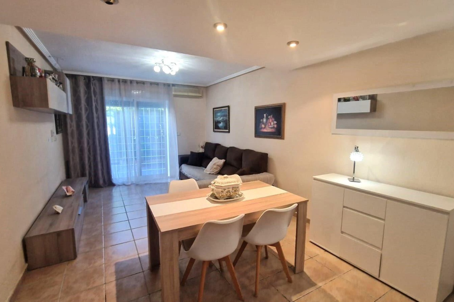 Herverkoop - Town House -
Torrevieja - Torreblanca