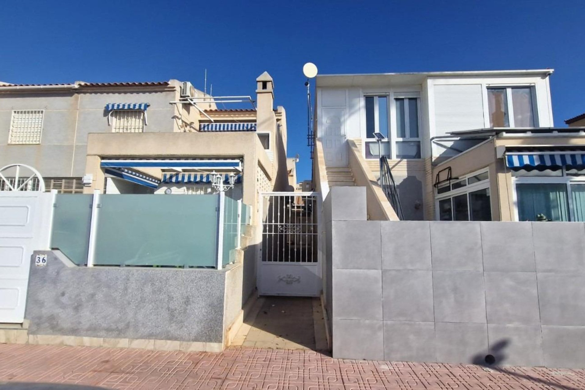 Herverkoop - Town House -
Torrevieja - Torreblanca