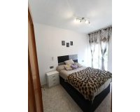 Herverkoop - Town House -
Torrevieja - Torretas