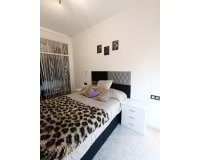 Herverkoop - Town House -
Torrevieja - Torretas