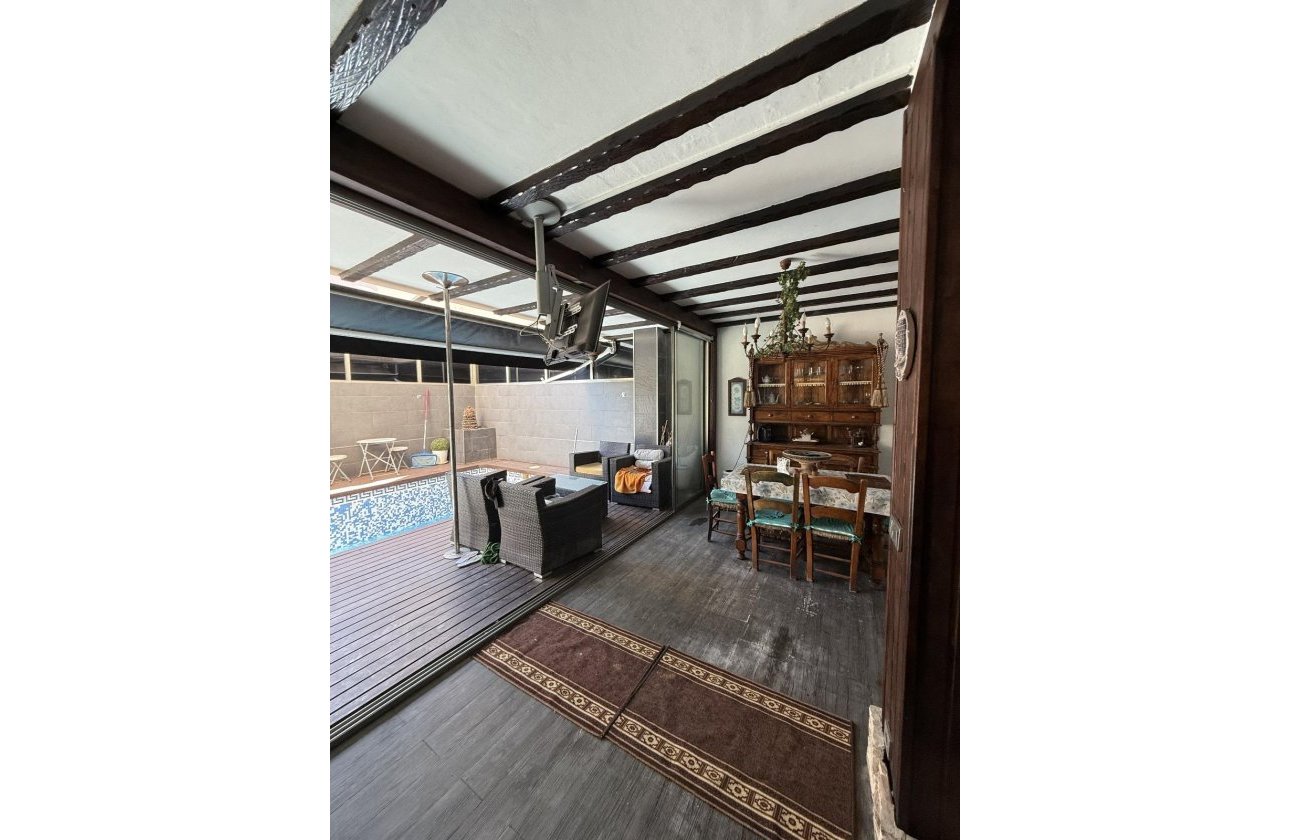 Herverkoop - Town House -
Torrevieja