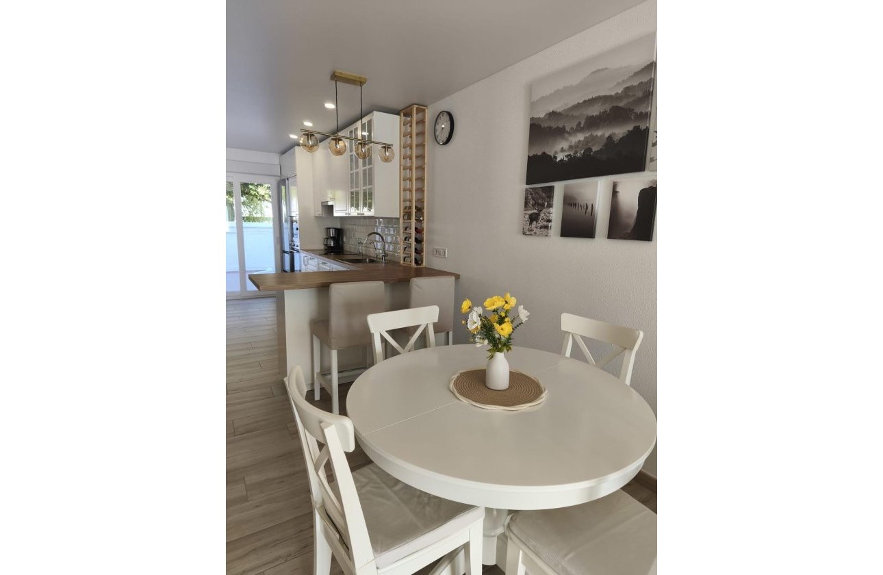 Herverkoop - Town House -
Torrevieja