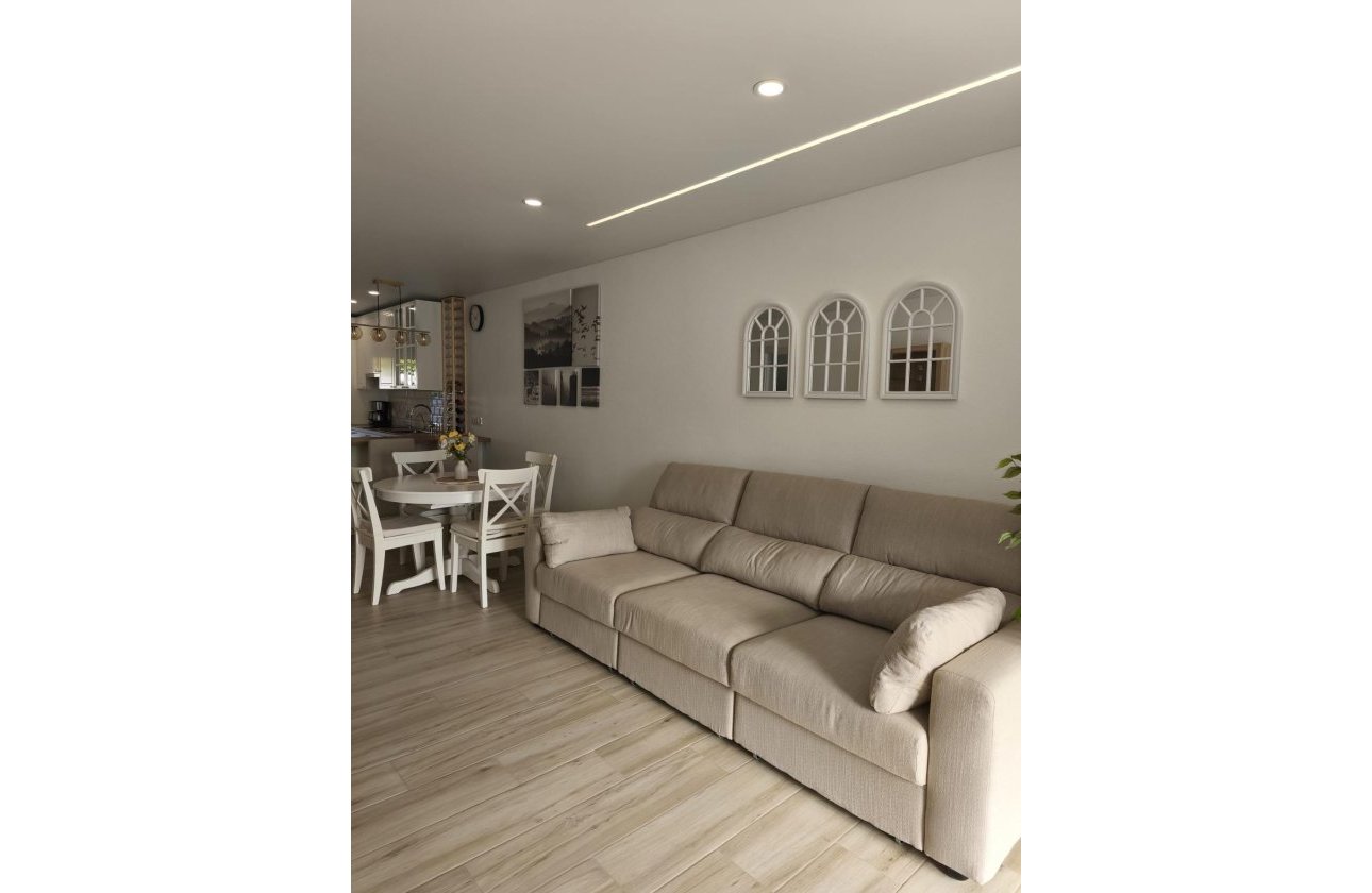 Herverkoop - Town House -
Torrevieja