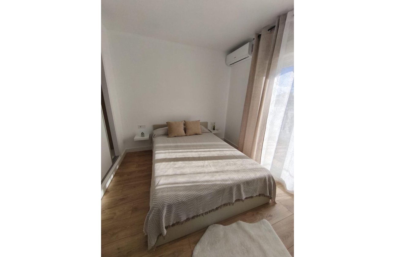 Herverkoop - Town House -
Torrevieja