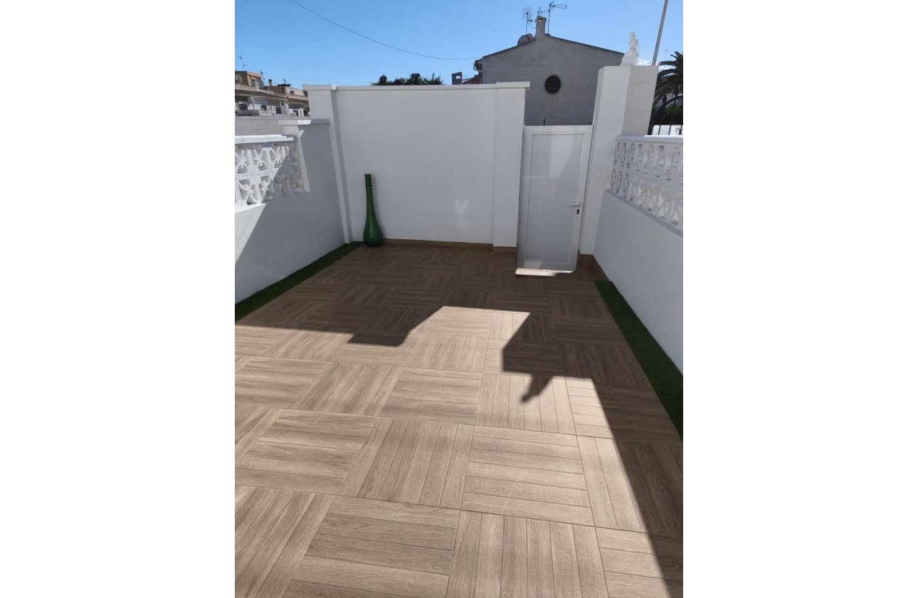Herverkoop - Town House -
Torrevieja